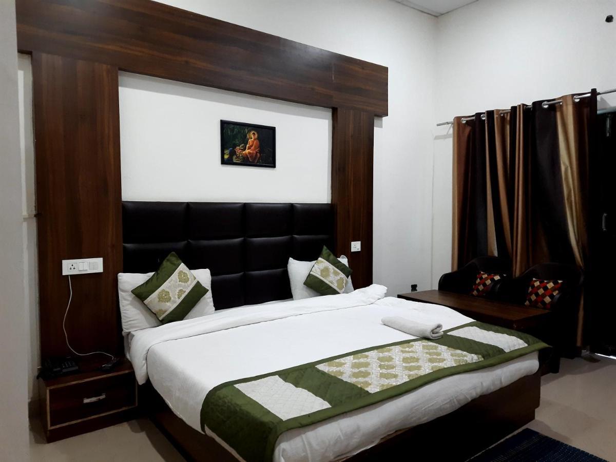 Hotel Green Park Nainital Eksteriør billede